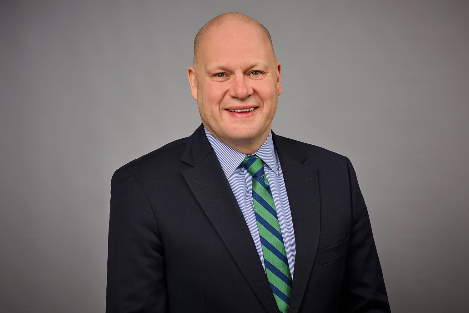 Über Uns 2 tubrecht - Über Uns